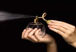 روش صحیح عطر زدن