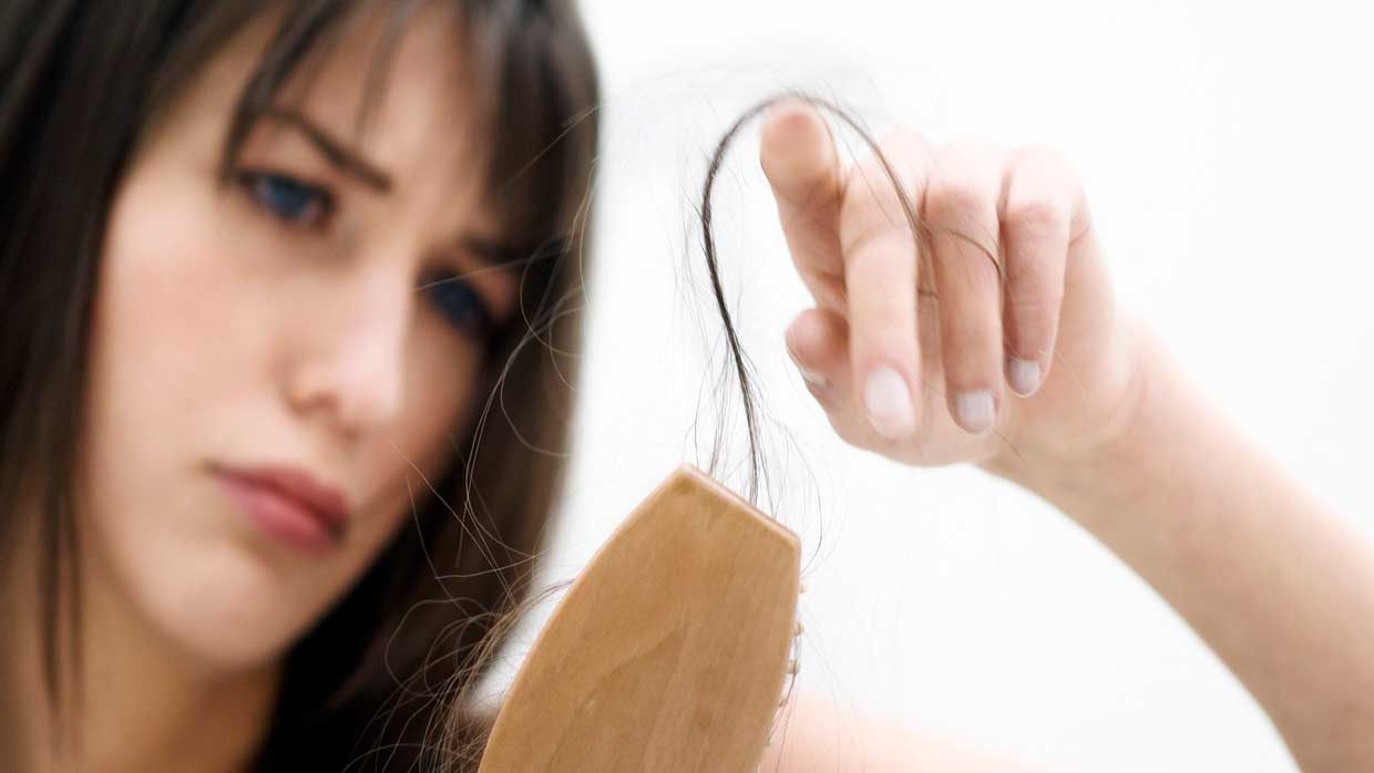 درمان ریزش مو در خانم ها