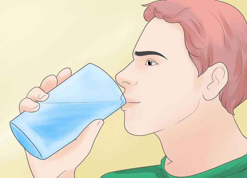 نوشیدن آب و درمان آفتاب سوختگی